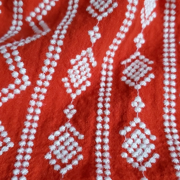 3 for $10 Forever 21 Girls XS Embroidered Festival Peasant Top - Picture 2 of 5